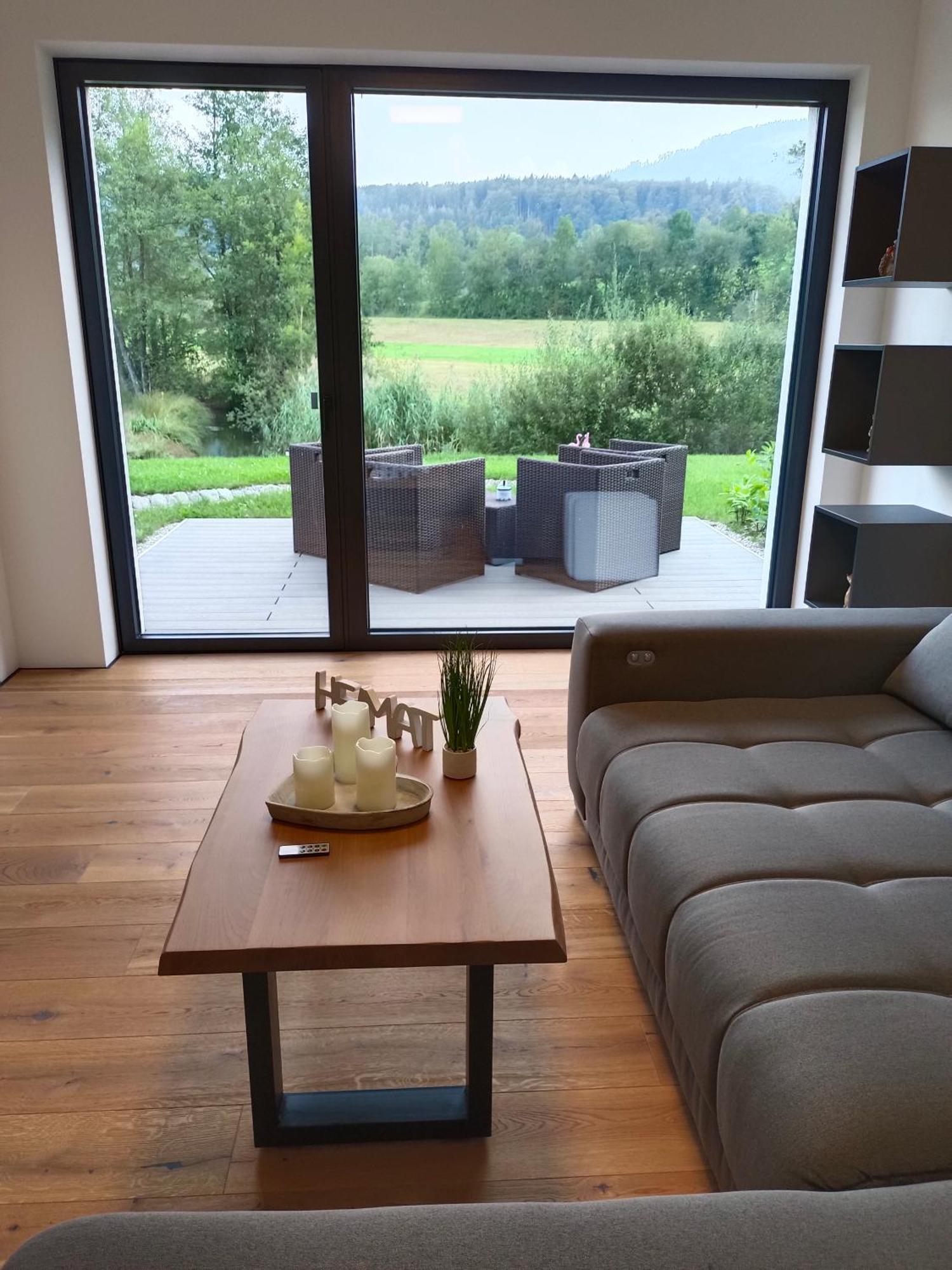 Wohlfuehl-Ferienwohnung "Igelnest" Vorderelsenwang エクステリア 写真