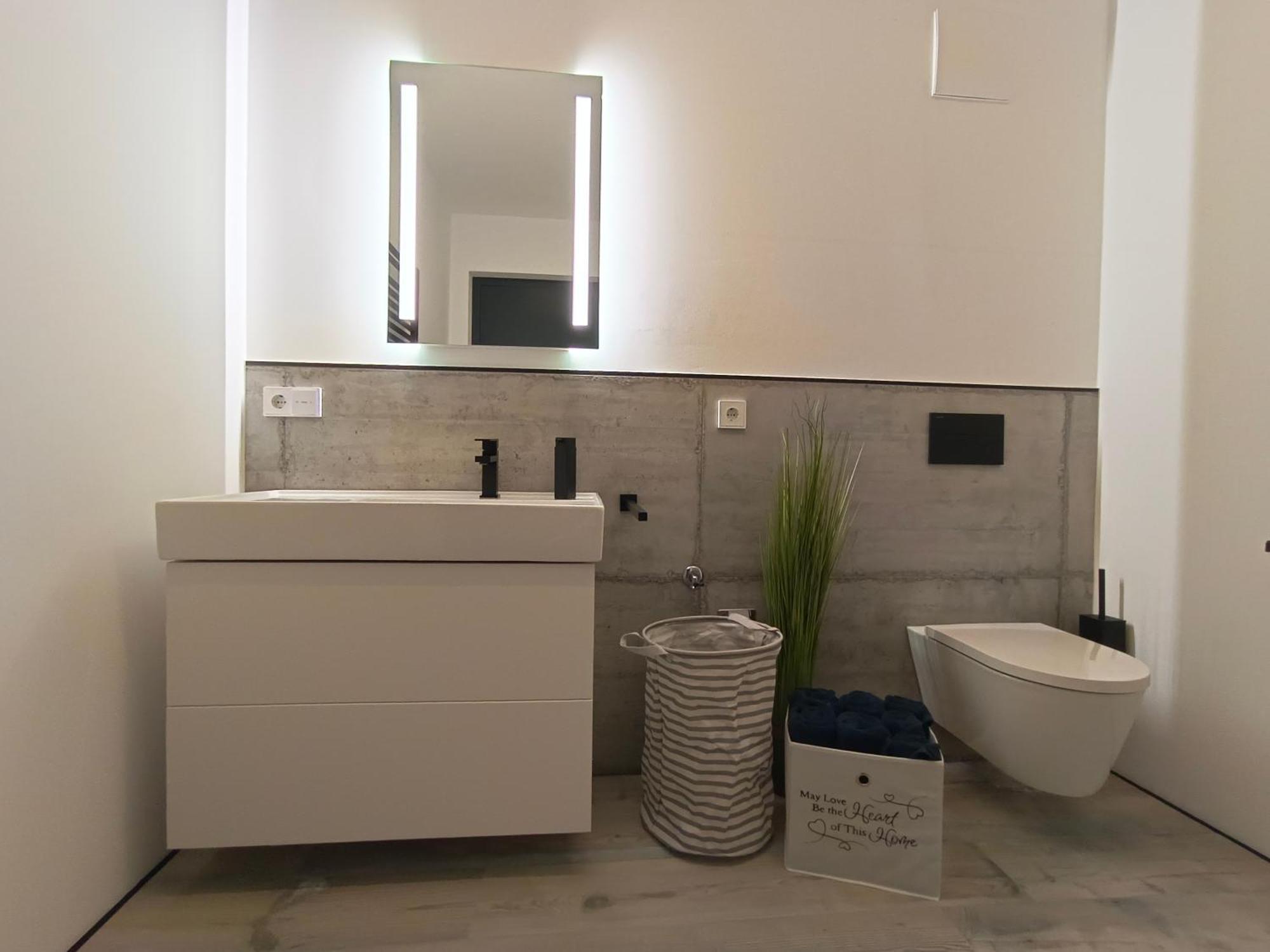 Wohlfuehl-Ferienwohnung "Igelnest" Vorderelsenwang エクステリア 写真